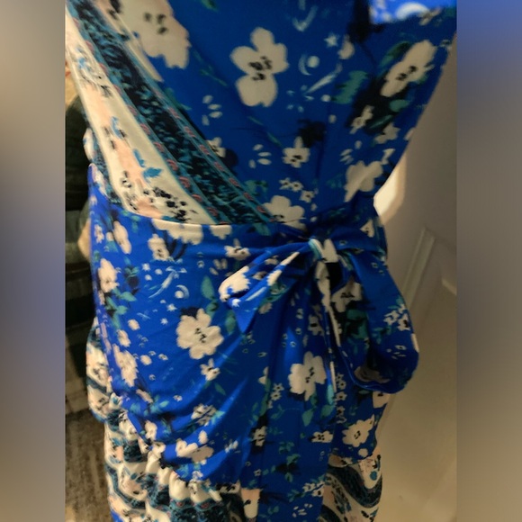 NWOT Girls Size L Pinkiwine Wraparound Flower Dress - Picture 3 of 16